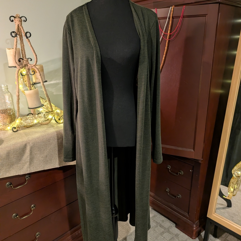 Papillon Blanc Olive Green Longline Cardigan